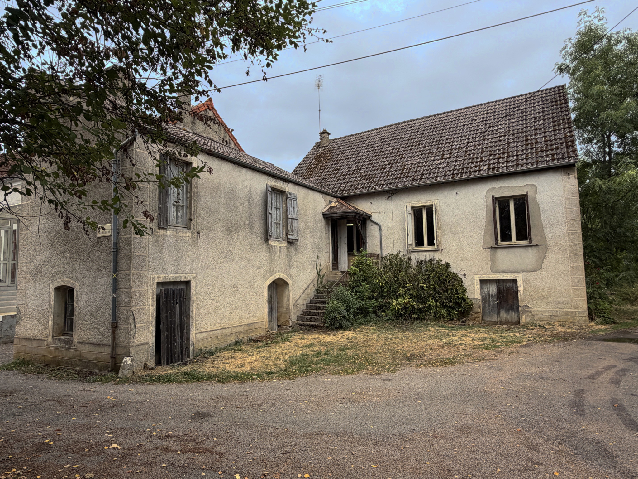 Maison de village avec jardin